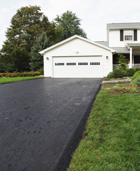 Cost of Blacktop Driveway Construction in Panama City Beach