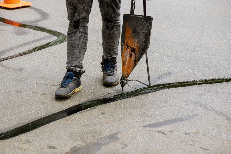 Asphalt Sealcoating
